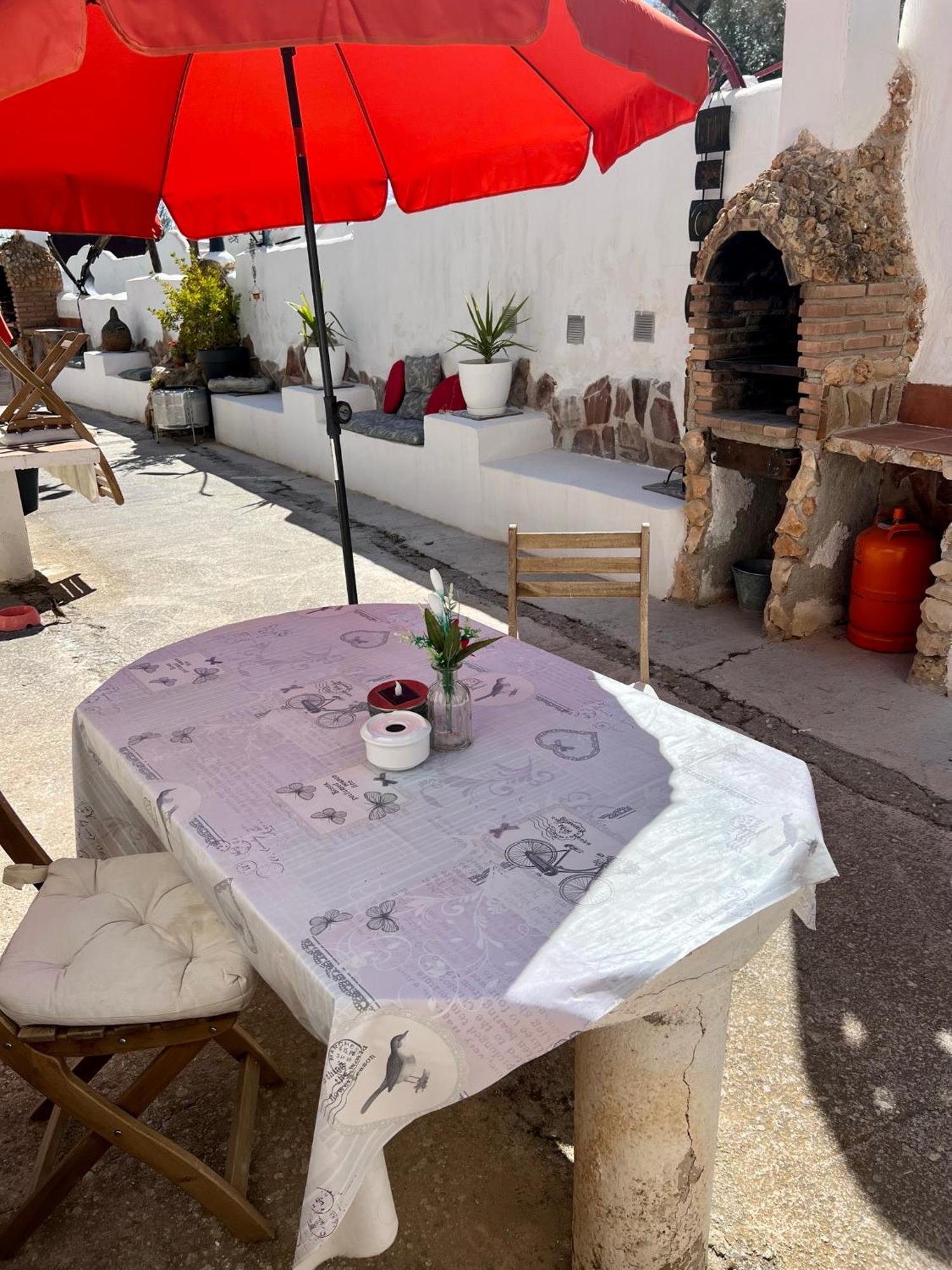Cuevas De La Paz - Cave House Holidays Los Carriones Room photo